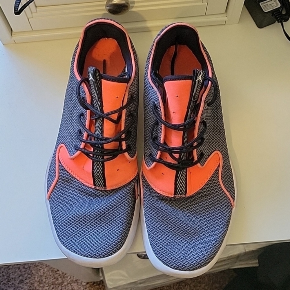 Jordan Eclipse - image 3